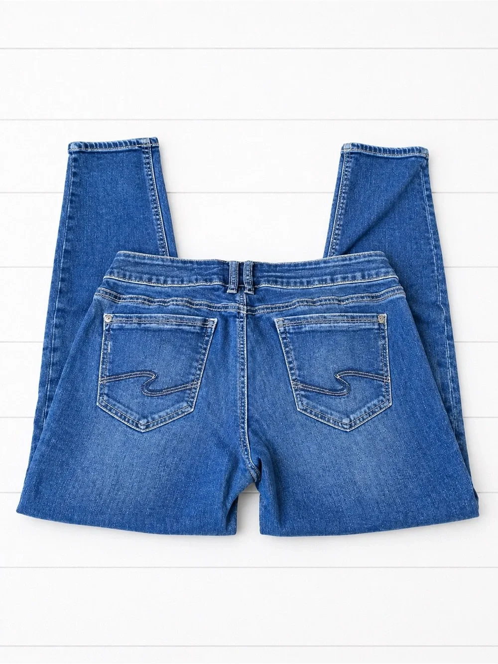 Silver Classic Mid-Wash Blue Women’s Skinny Jeans - 31 - Picture 3 of 5